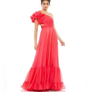 Brand new Mac Duggal gown in a beautiful coral Hot pink color.